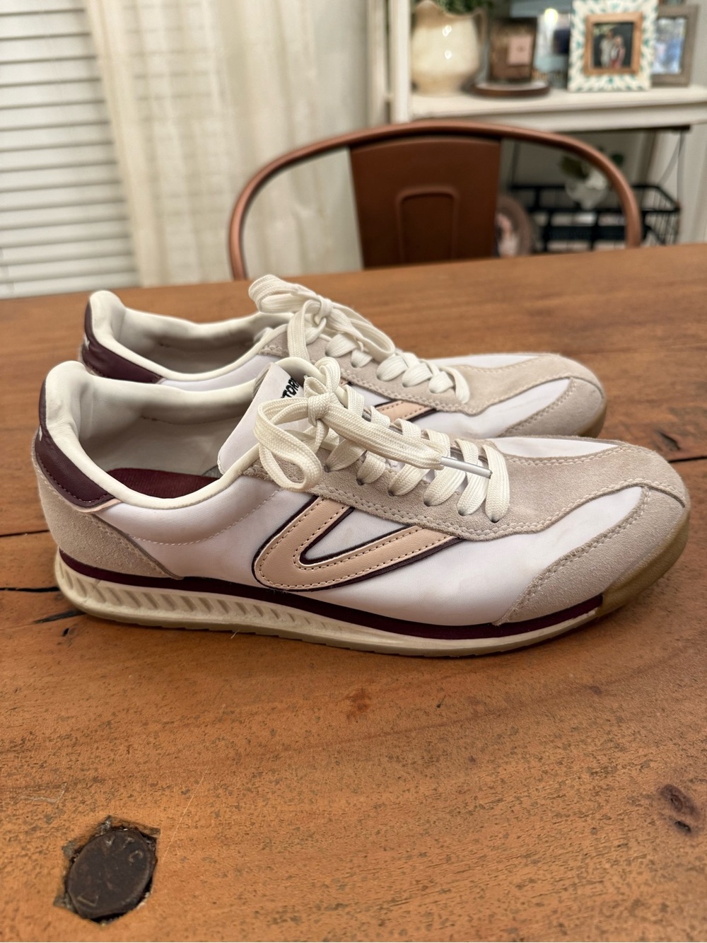 Tretorn Women's White and Beige Athletic Sneakers with Maroon Accents